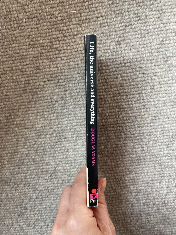 Life, the Universe and Everything (Hitch-Hikers Guide to the Galaxy, No. 3) - Image 4