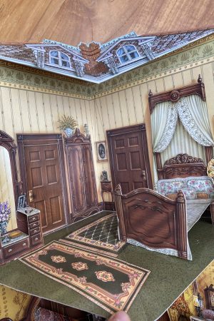 A Three-dimensional Victorian Dolls House